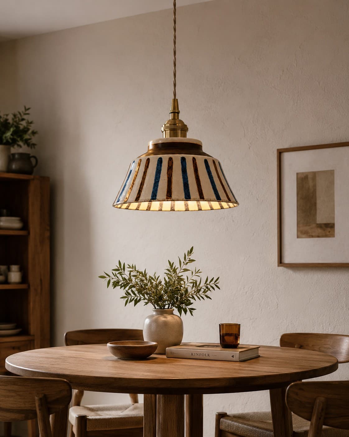 Retro Ceramic Pendant Light – Blue & White Glazed Hanging Lamp